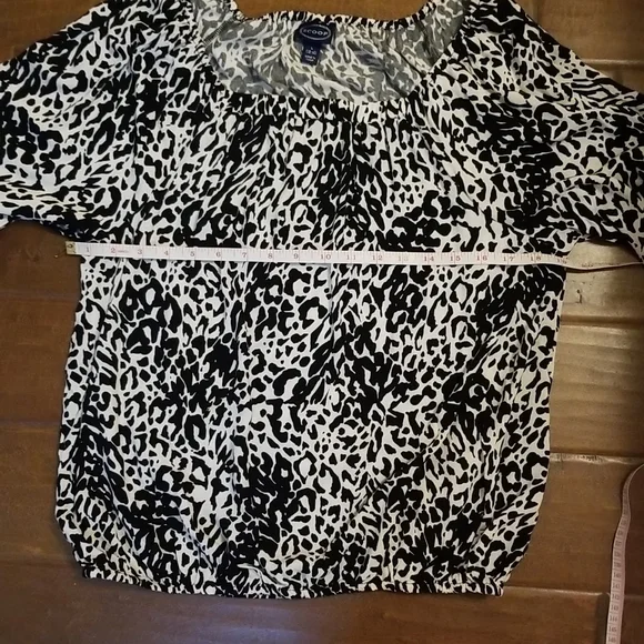 Scoop Womens Black White Zebra Print Longsleeve Shirt - Picture 7 of 10